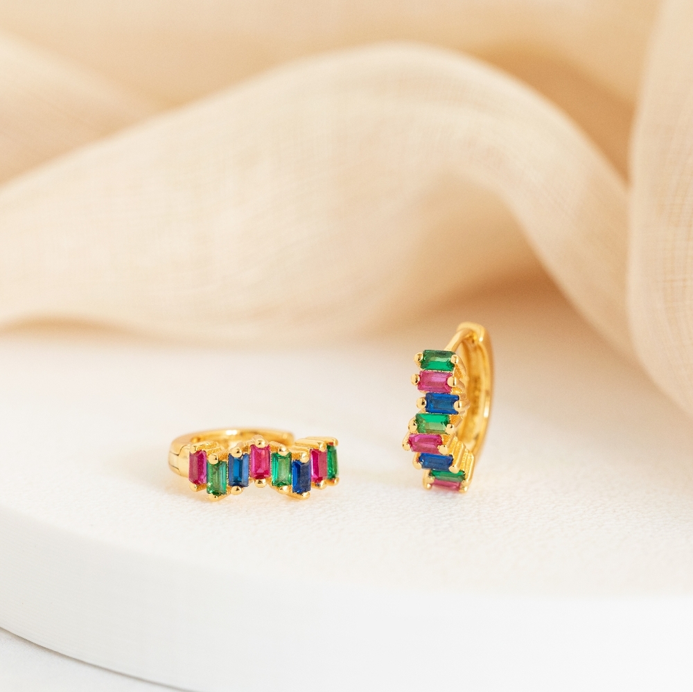 Dainty Rainbow Huggies (S925) - Picture 5 of 11